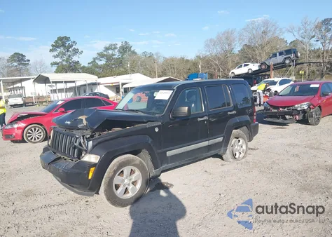 2010 Jeep Liberty Sport z USA, uszkodzony, nr VIN 1J4PN2GK4AW147529